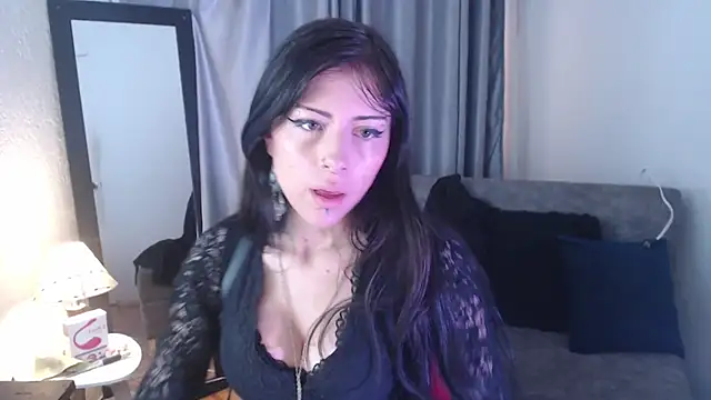 Snapshot of Dark_Niight_ chatting on May 2026 12:43:01 PM Dark Niight online show from May 2026 12:43:01 PM
