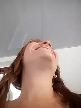 bambiluly online show from October 2025 03:12:01 PM