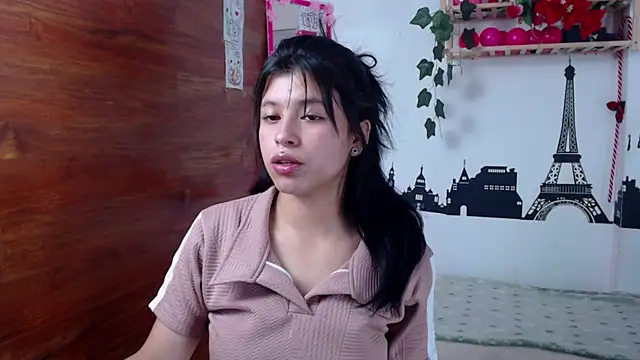 petite coral online show from April 2026 12:57:01 AM