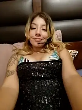 Snapshot of lilivalkova chatting on February 2026 04:20:01 AM lilivalkova online show from February 2026 04:20:01 AM