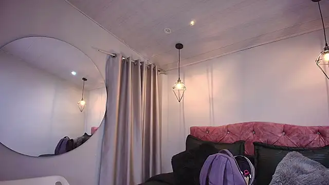 ivy bonnie online show from November 2025 12:06:01 PM