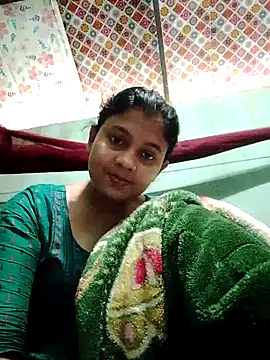 Snapshot of sexylive1100 chatting on October 2025 04:37:01 AM sexylive1100 online show from October 2025 04:37:01 AM