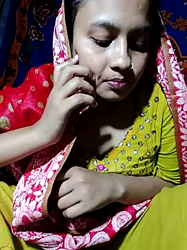 sexylive1100 online show from December 2025 03:30:01 PM