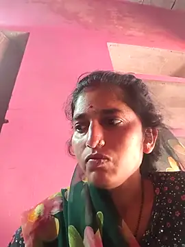 Snapshot of Pooja_shre chatting on May 2026 02:16:01 AM Pooja shre online show from May 2026 02:16:01 AM
