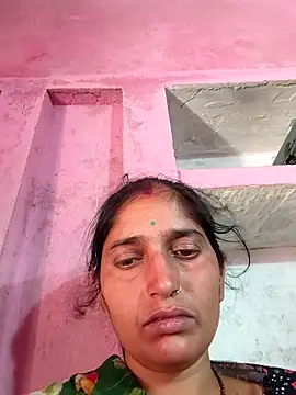 Snapshot of Pooja_shre chatting on May 2026 10:42:01 AM Pooja shre online show from May 2026 10:42:01 AM