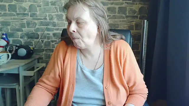 Diamond Bite online show from January 2026 12:21:02 PM