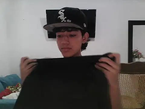 Alex king17 online show from April 2026 01:28:01 PM