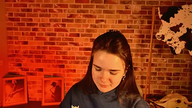 May Bloom online show from February 2026 06:11:02 AM