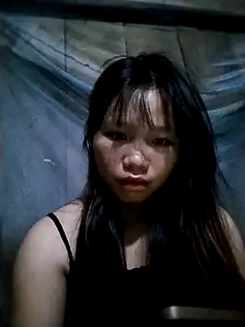 linh-miu99 online show from October 2025 12:50:01 PM