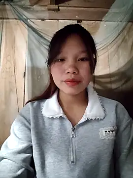 linh-miu99 online show from March 2026 05:26:02 AM