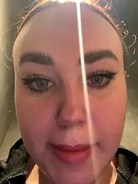 KiraSunshine online show from November 2025 03:27:01 AM