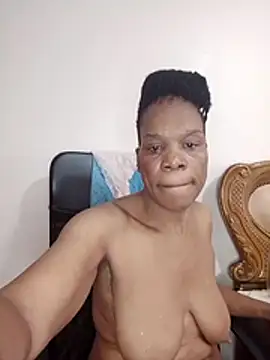 Hotcougar online show from February 2026 08:15:02 AM