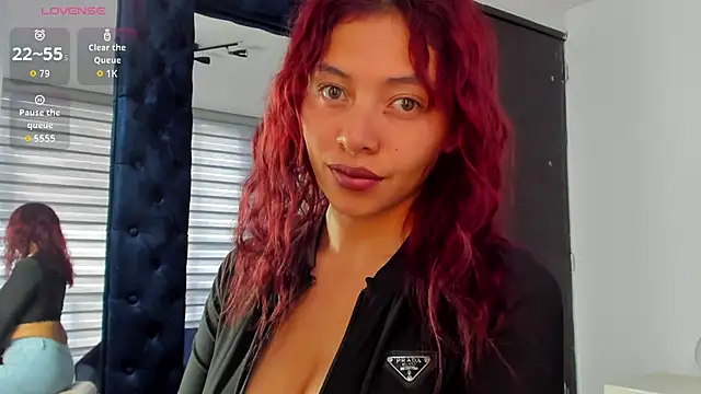 melanie roux   online show from January 2026 12:42:01 PM