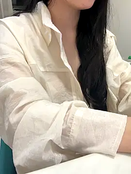 Minhee22 online show from November 2025 05:01:02 PM