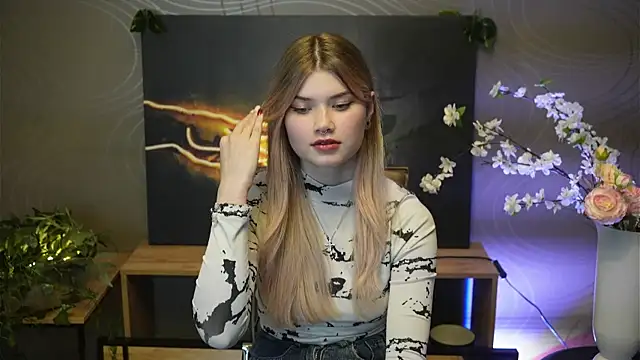 EloisKristy online show from October 2025 07:09:02 AM