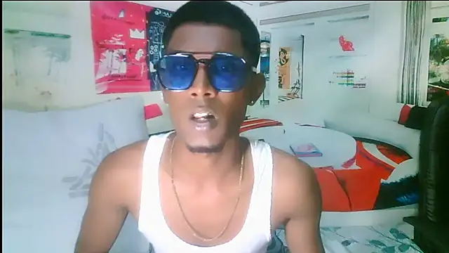 IndianThuggin online show from October 2025 06:19:02 PM