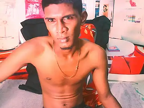 IndianThuggin online show from November 2025 04:04:01 AM