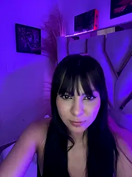 Hanna Plum online show from November 2025 04:22:01 AM