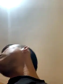 Emiliano Reyes online show from November 2025 02:10:01 PM