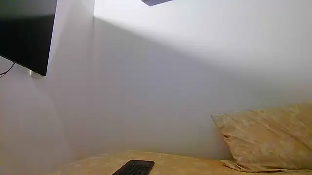 valeriahornier online show from July 2026 11:57:02 PM