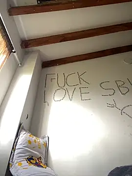 liam Brooks9 online show from November 2025 01:00:01 PM