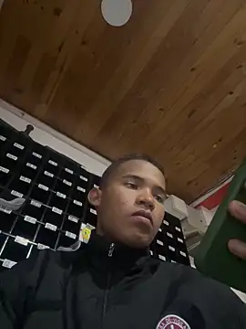 Danielalois online show from February 2026 03:55:02 AM