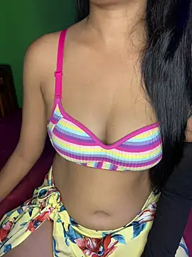 Lilly MayaSl online show from June 2026 05:52:01 PM