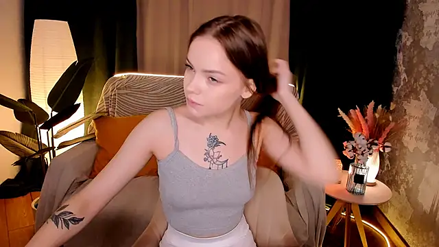 MelissaBell  online show from November 2025 02:06:02 AM