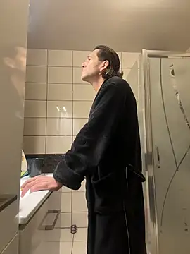 kon77777 online show from November 2025 04:49:01 AM