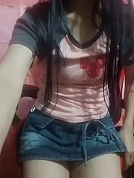 Snapshot of Kylie_beem chatting on October 2025 08:00:02 AM Kylie beem online show from October 2025 08:00:02 AM