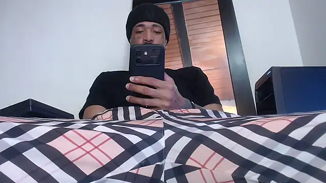 Anaconda larga online show from July 2026 02:47:02 PM