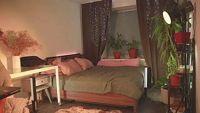 your lunalike online show from March 2026 06:44:02 PM