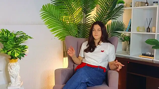 KerriDezalia online show from October 2025 01:56:02 PM