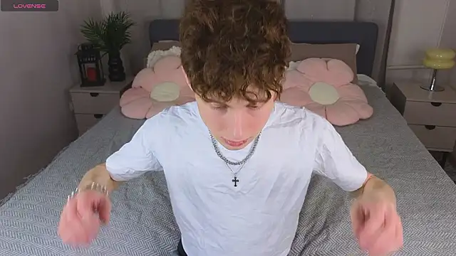 crisp1n online show from February 2026 02:04:01 AM