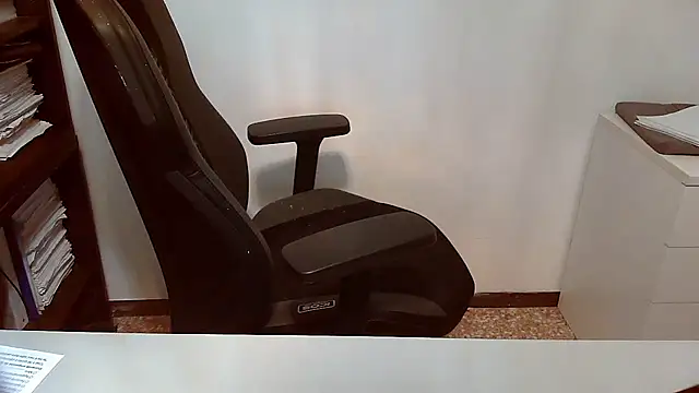 topg84 online show from December 2025 07:05:01 AM