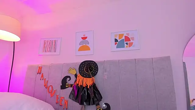 fatiima  online show from November 2025 07:05:02 PM