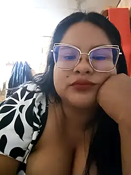 celeste122595 online show from November 2025 01:33:02 PM