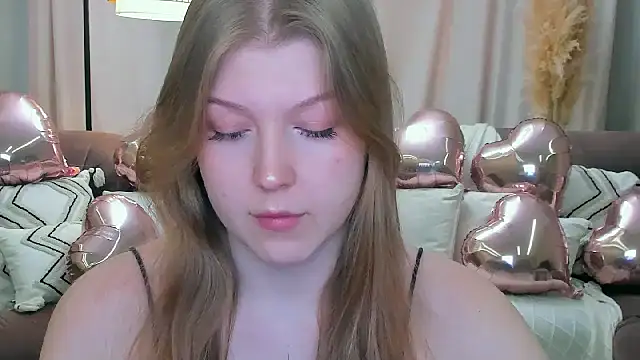 Stella Light online show from March 2026 04:15:02 AM