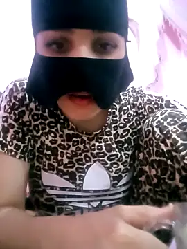 SandyAmr online show from April 2026 09:59:01 AM