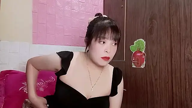 Butterfly kee online show from November 2025 02:28:01 PM