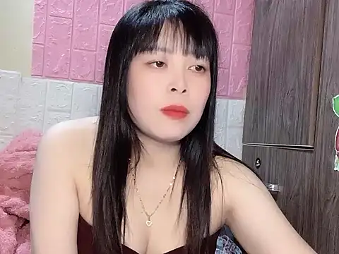 Butterfly kee online show from November 2025 02:28:02 PM