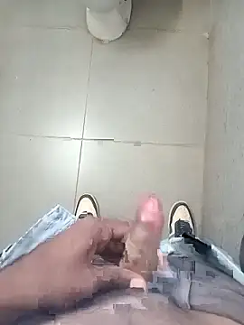 HeatableRevan online show from March 2026 12:10:02 PM