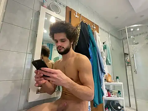 youngboyformommy24 online show from February 2026 01:45:02 PM