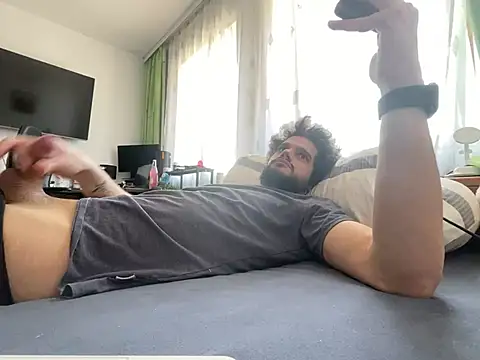 youngboyformommy24 online show from March 2026 01:51:02 PM