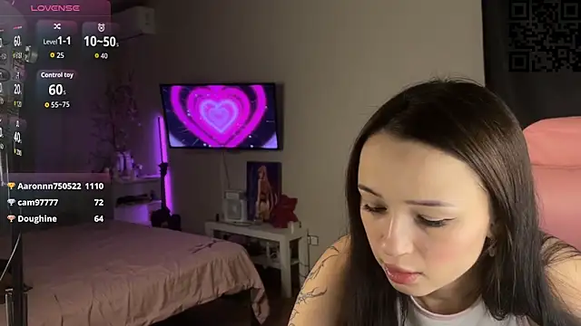 ella simons online show from November 2025 12:02:01 AM