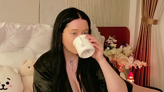 Felicia Herceg online show from January 2026 11:15:01 AM