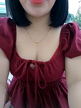 Mina-02 online show from April 2026 04:48:01 AM