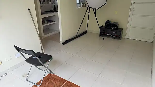 mikexos online show from October 2025 04:41:01 PM