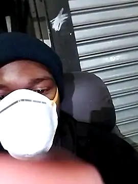 loVbRo1 online show from November 2025 08:57:01 PM