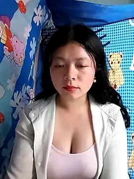 lisa-bae00 online show from February 2026 11:48:01 PM